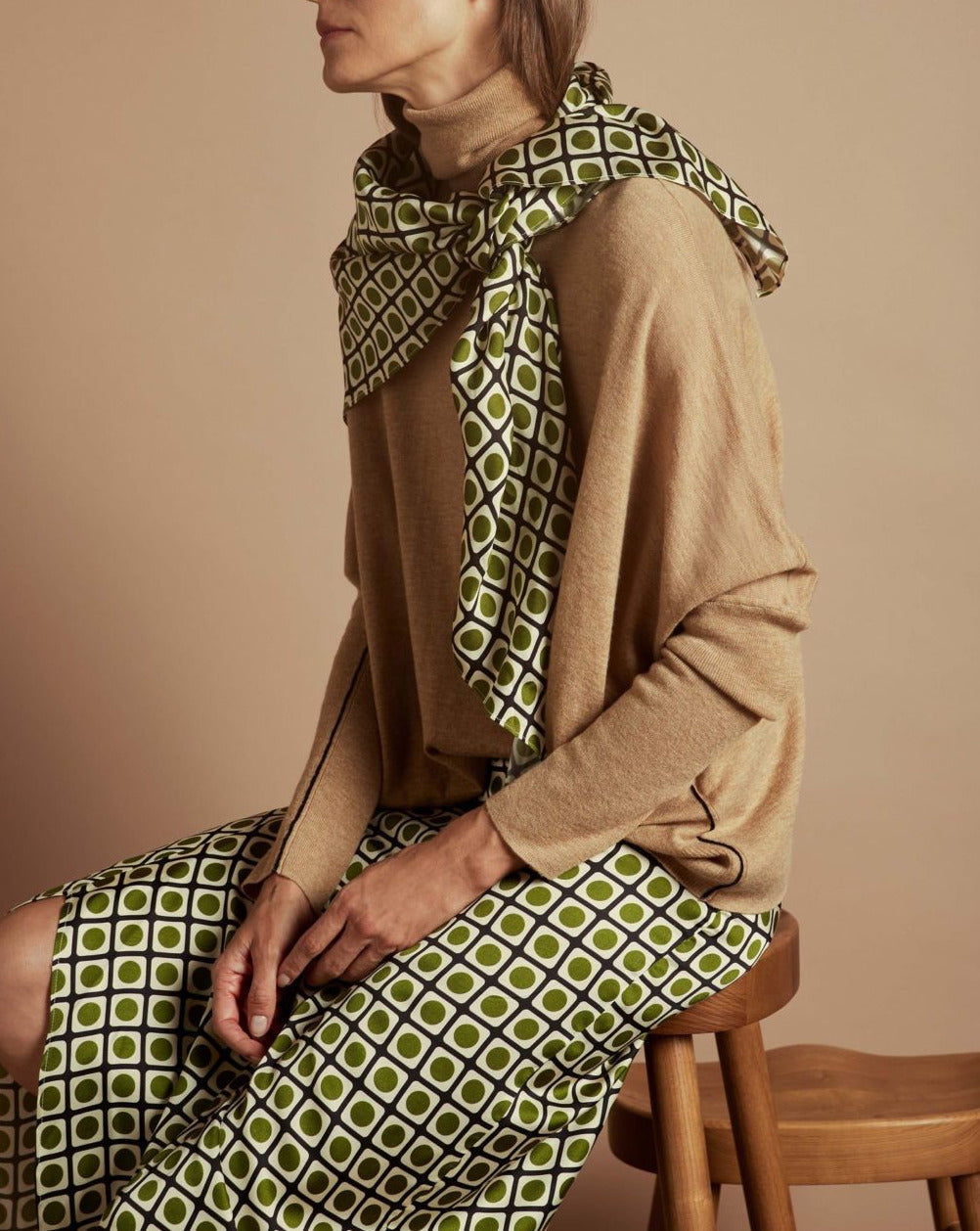 Jersey punto b sico cuello alto camel Perpetuawoman