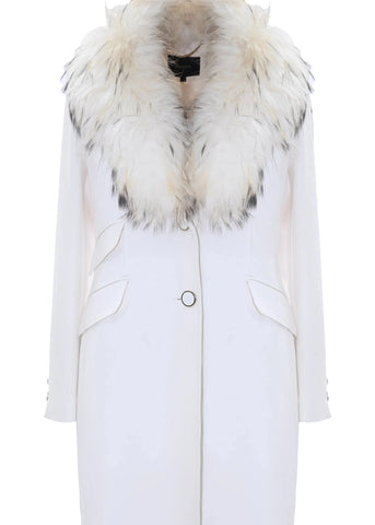 Abrigo beige con cuello de pelo