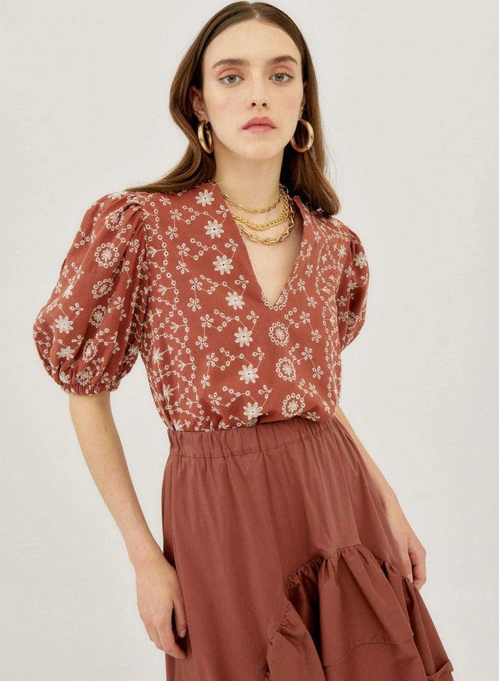 Blusa APPLE